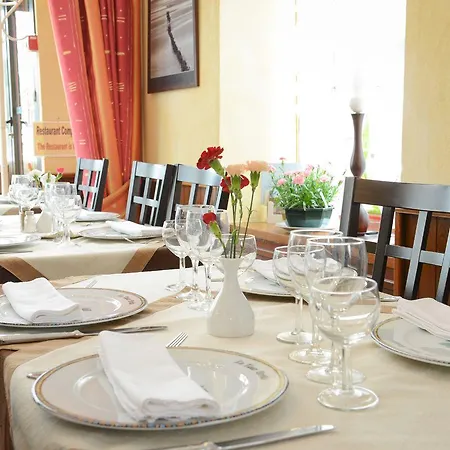 Logis Et Restaurant La Tour Brette