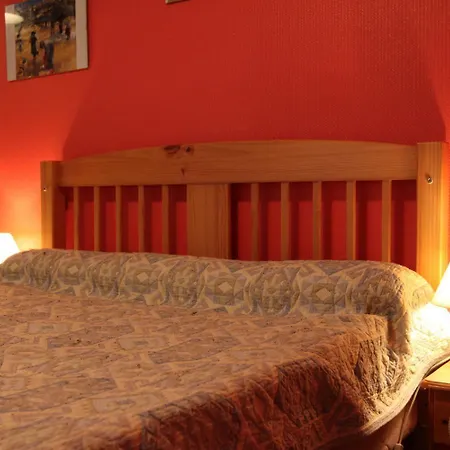 فندق Logis Et Restaurant La Tour Brette بونتورسون