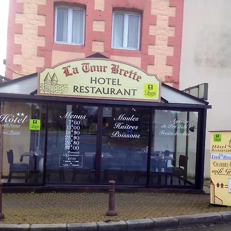 Hotell Logis Et Restaurant La Tour Brette 2*