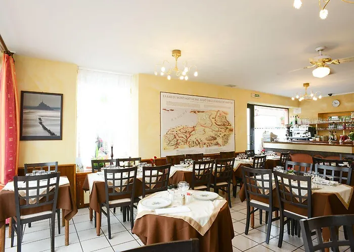 Logis Et Restaurant La Tour Brette