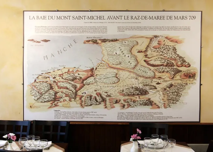 Logis Et Restaurant La Tour Brette Отель 2*